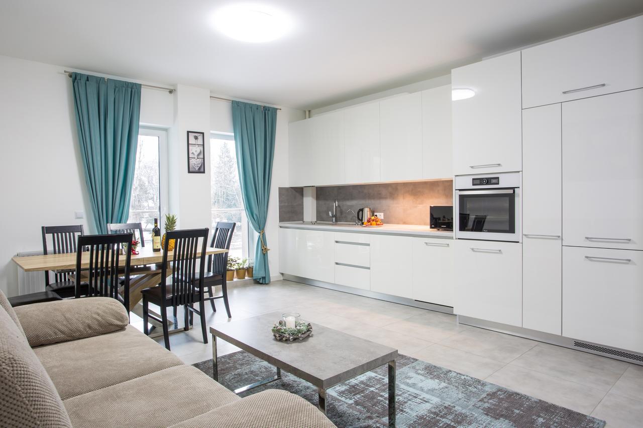 Elite Apartments Lviv Bagian luar foto